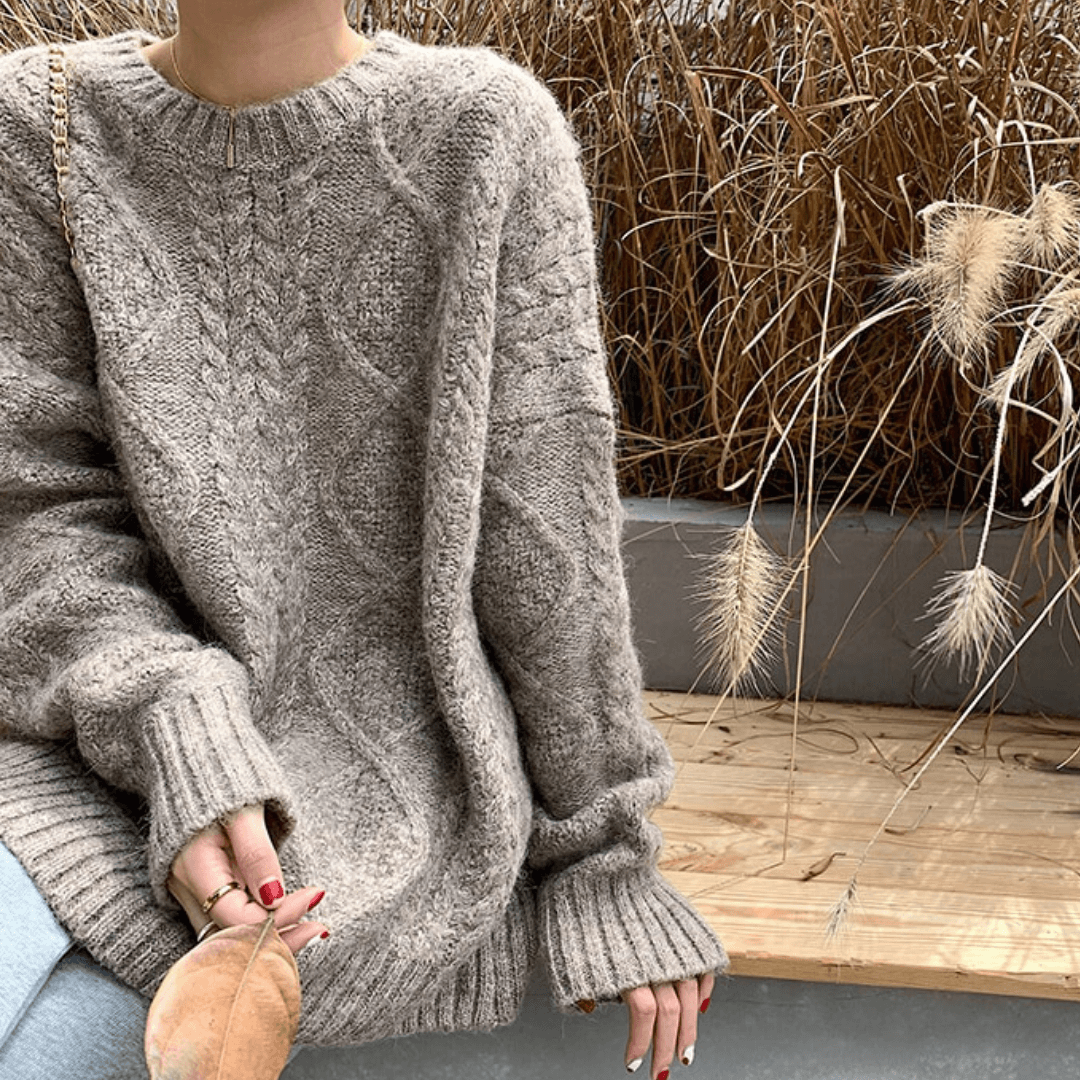 Oversized Cable Knit Sweater Carmen Candela